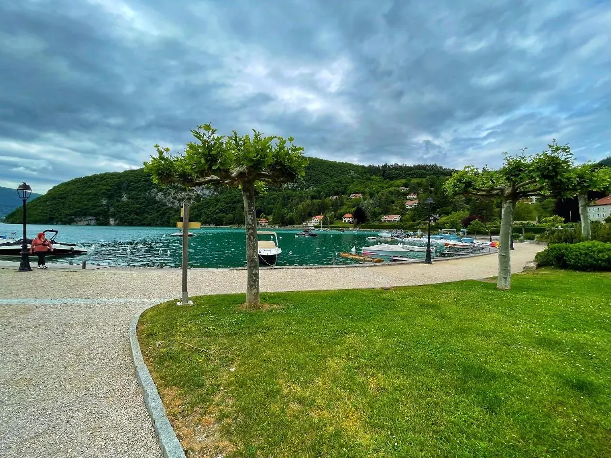 Reflet Bleu Du Lac D'Annecy 3 Etoiles - Face Au Lac, Parking Gratuit, Paddle Board Doussard